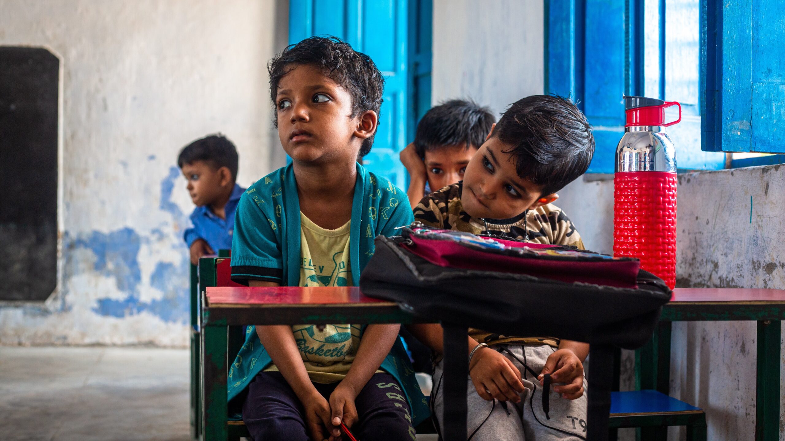swastikarora-indian-school-children-8196286